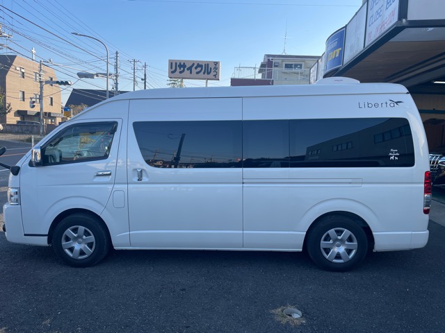 キャンピング仕様のハイエースです。<br>