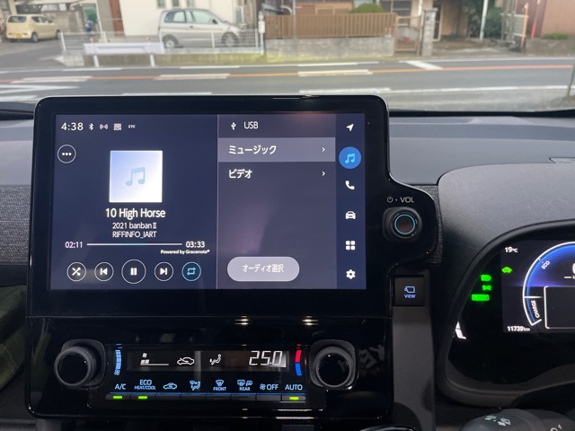 PCを使用してじっくりとサウンドセッティングを行い施工完了になります。<br>音質が向上したことにより、ぼんやりしていた音がダイナミックかつクリアなサウンドになりました（＾＾<br>
